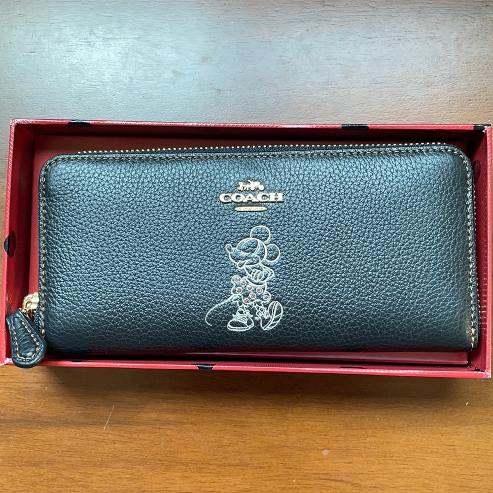 Coach Disney Minnie Mouse Wallet